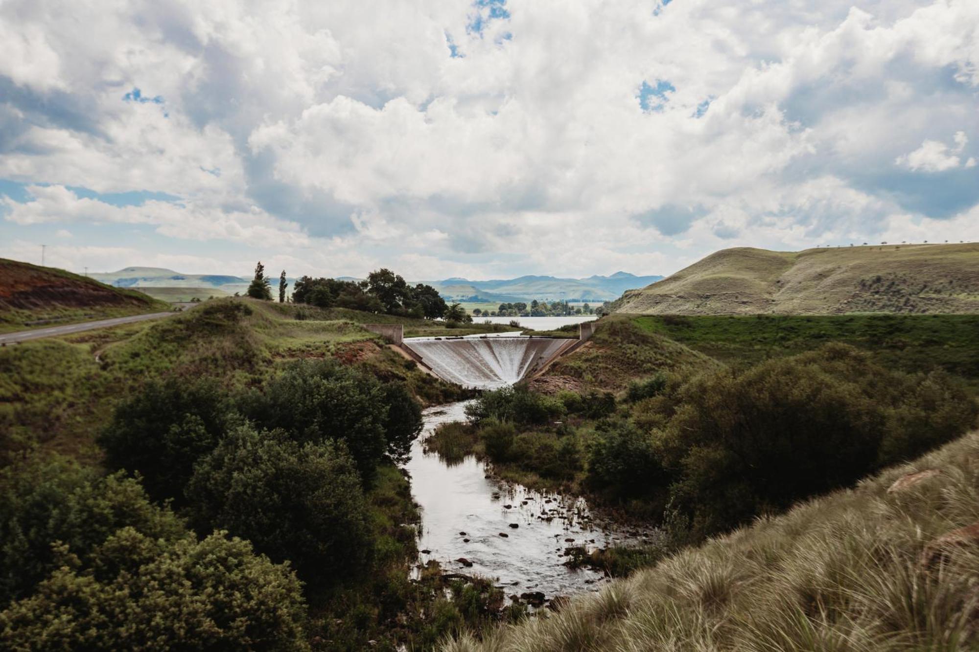 Valley Lakes Chalets Underberg Eksteriør billede